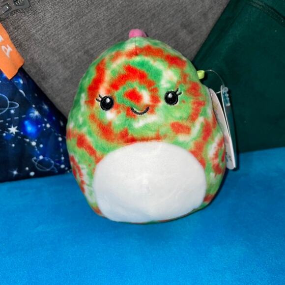 Squishmallows Winifred the Chameleon 5" Stuffed Animal Plush - Picture 1 of 3
